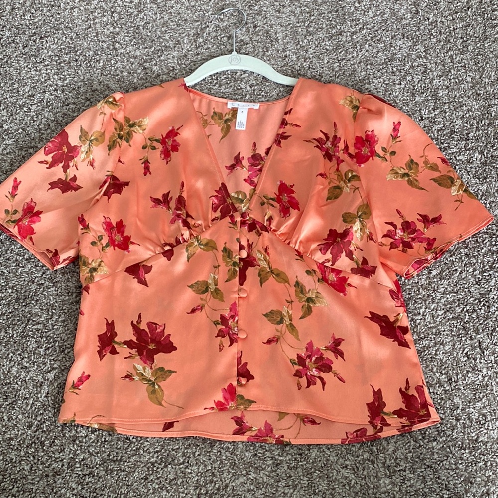 Peach floral button up top